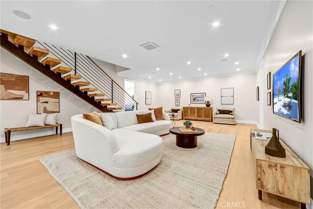 330 Arbolada Drive, Arcadia, California 91006 home-pic-43